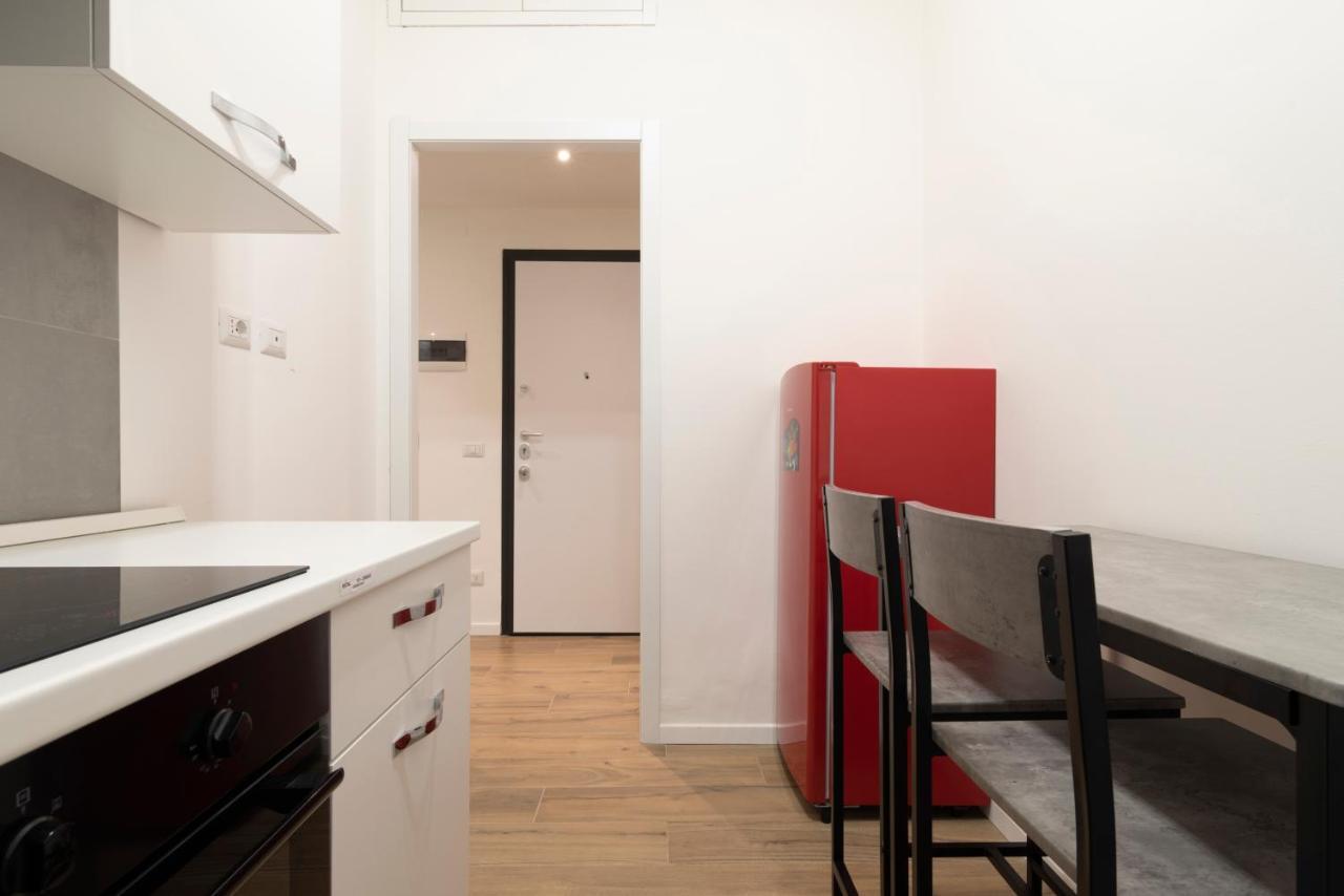 Chic Home Milano "Wifi & Smart Lock" Exteriör bild